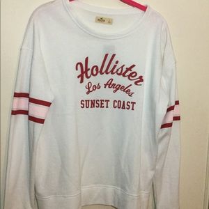 women’s white Hollister crewneck